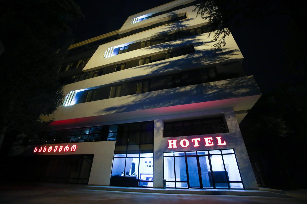 West Tower Hotel Kutaisi Exterior foto